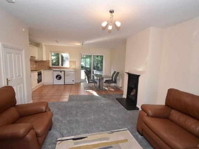 House to rent in Douglas, Clogheen