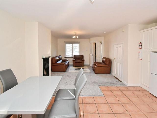 House to rent in Douglas, Clogheen