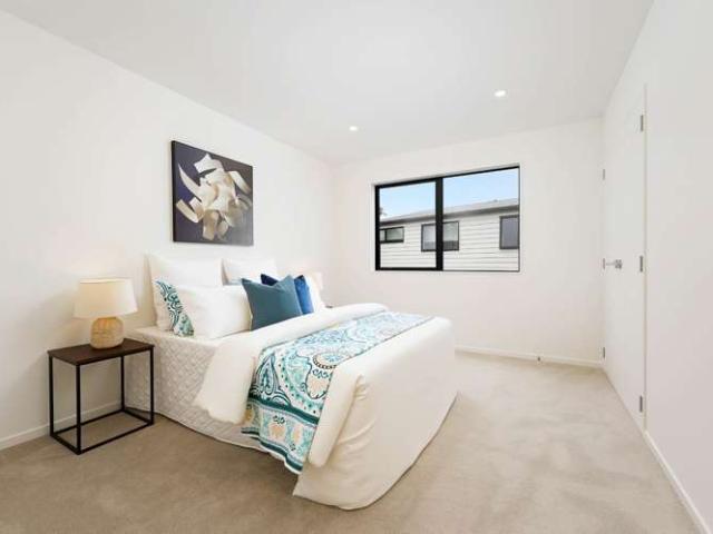 House for sale in Te Atatū South, Henderson-Massey