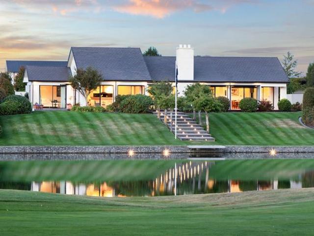 House for rent in Chaslands, Canterbury