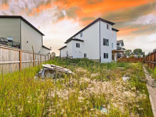 House for sale in Carstairs, Alberta