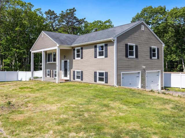 House for sale in Forestdale