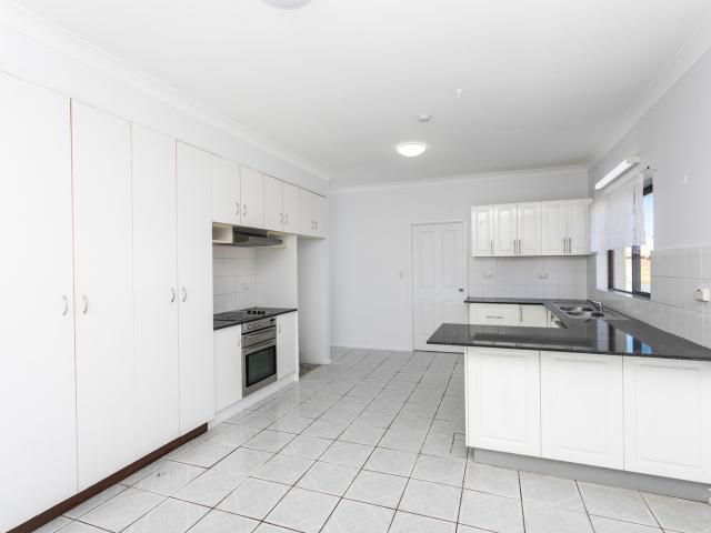 Apartment for rent in Oak Flats Dc, New South Wales