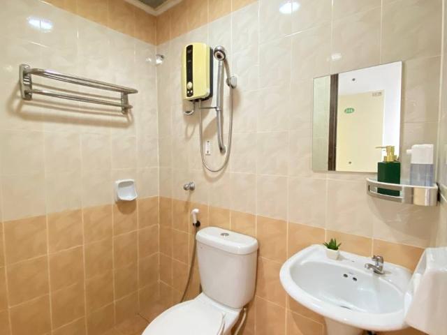 Room for rent in Country Heights Damansara, Kuala Lumpur