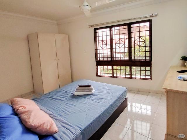 Room for rent in Petaling, Damansara Damai