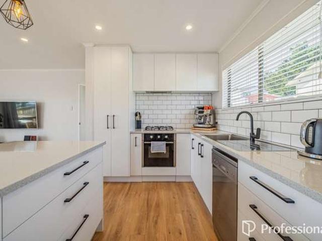 Apartment for sale in Kelson, Lower Hutt