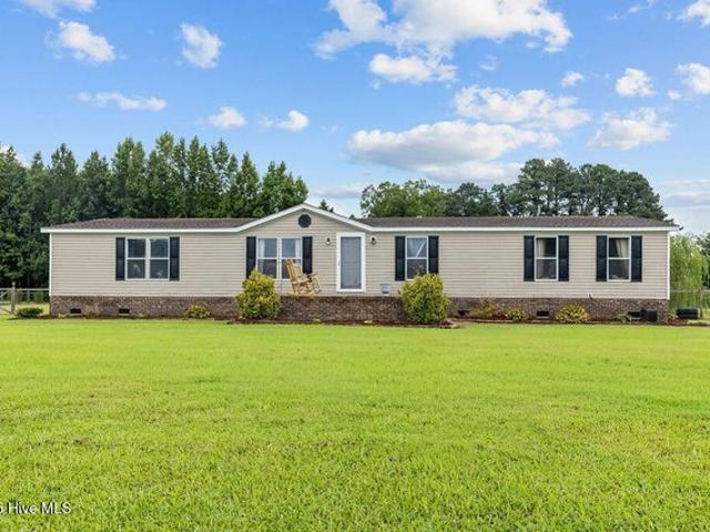 House for sale in Hobbsville, North Carolina