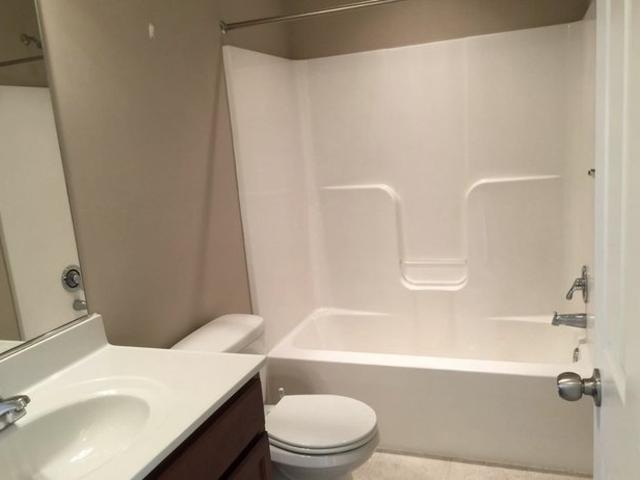 Townhouse for rent in Falling Waters, West Virginia