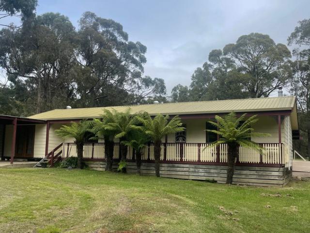 House for rent in Glenmaggie, Victoria