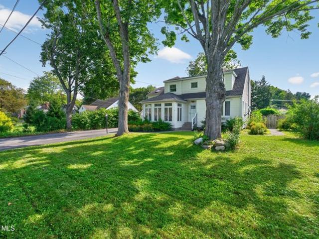 House for sale in Guilderland, New York