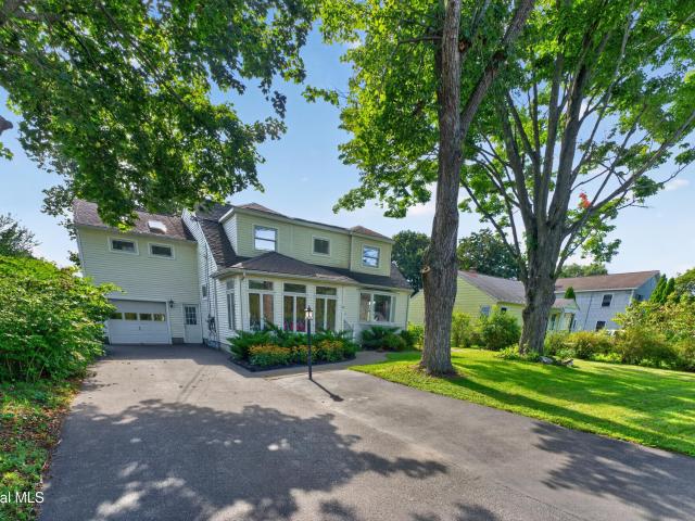House for sale in Guilderland, New York