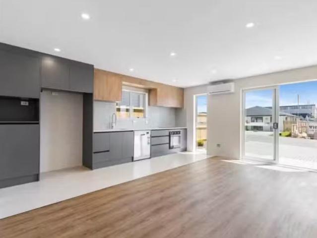 House for sale in Awhitu