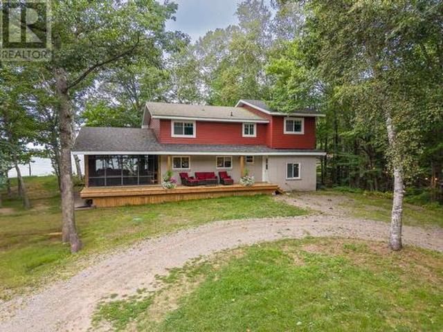 House for sale in Sault Sainte Marie, Ontario