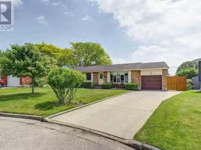 House for sale in St. Thomas, Ontario