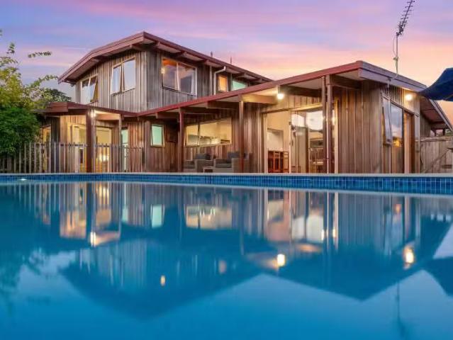 House for sale in Paremoremo, Oroua County