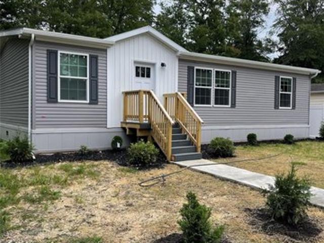 House for sale in Pleasant Valley, New York