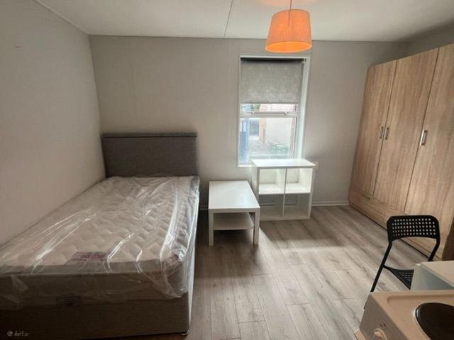 Apartment to rent in Bluebell, North Tipperary