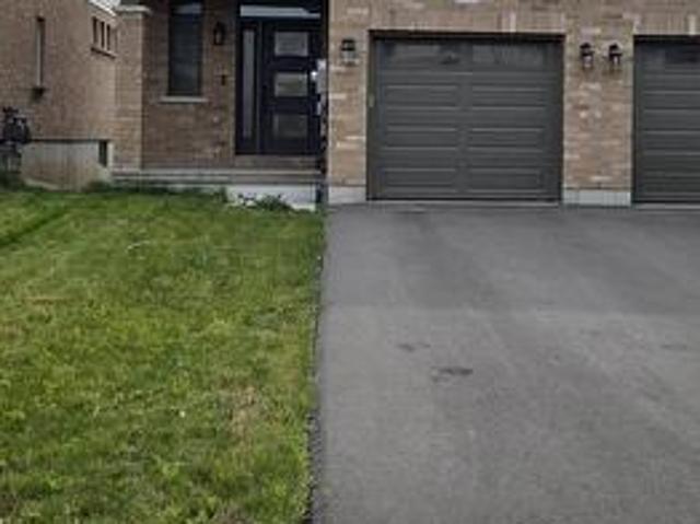 House for rent in Ontario