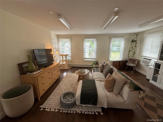 Property for rent in Nassau, New York