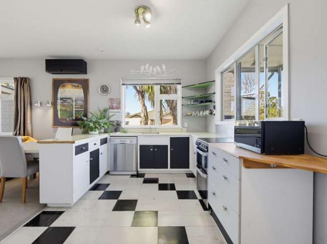 House for sale in Woodend, Canterbury
