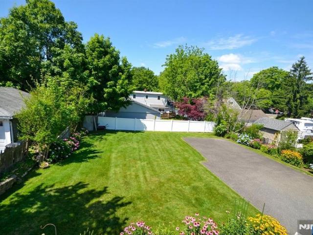 House for sale in Midland Park, New Jersey