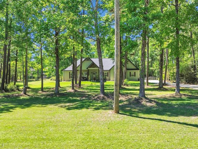 House for sale in New Waverly, Texas