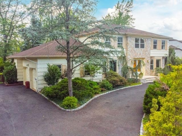 House for sale in Florham Park, New Jersey
