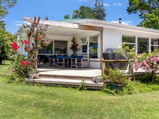 Property for sale in Urenui, Taranaki