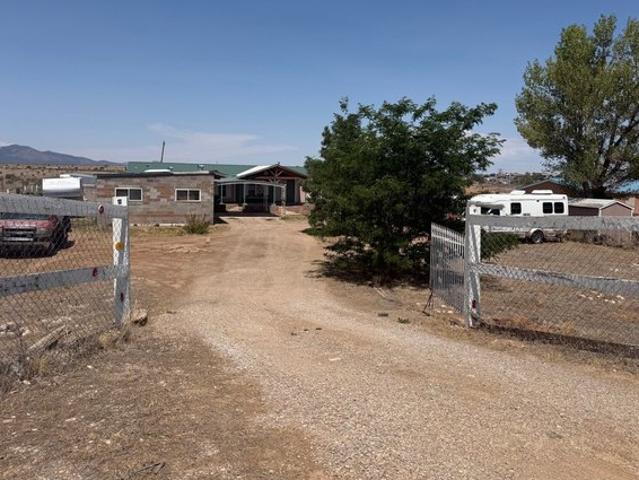 House for sale in Edgewood, New Mexico