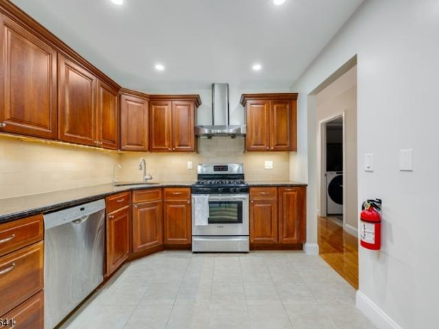 Condo for sale in East Hanover, New Jersey