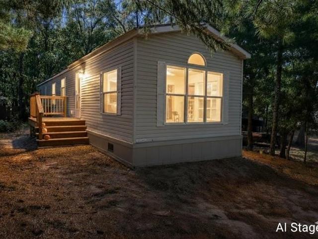 House for sale in Juneau, Wisconsin