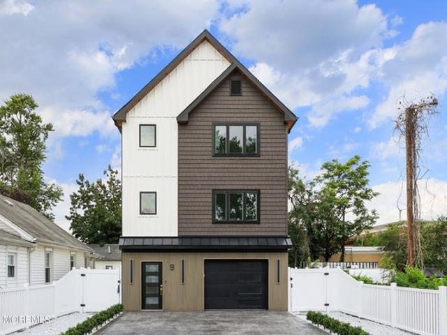 House for sale in Monmouth, New Jersey