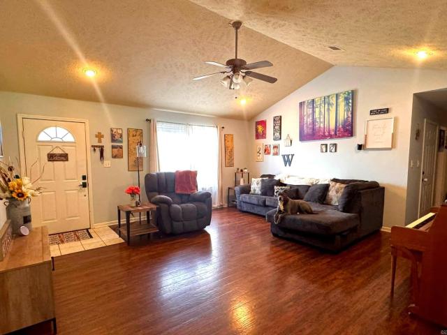 House for sale in Ark