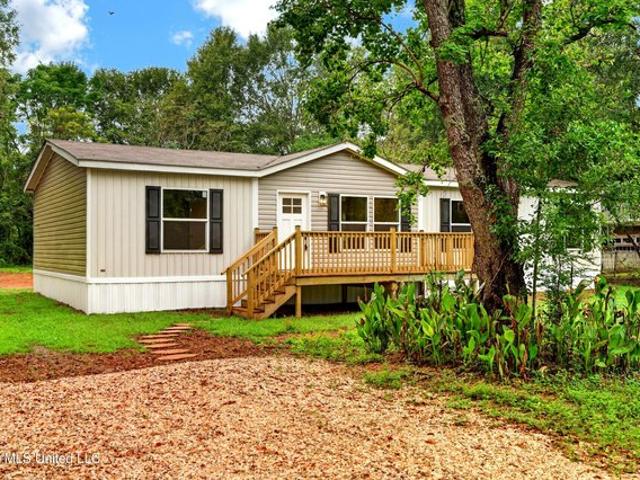 House for sale in Carriere, Pearl River County