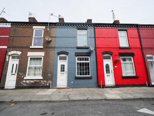 House for rent in Calderstones