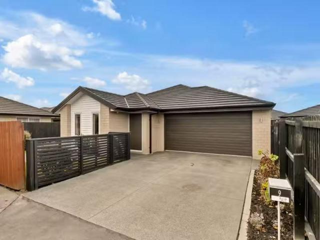 House for rent in Chaslands, Canterbury