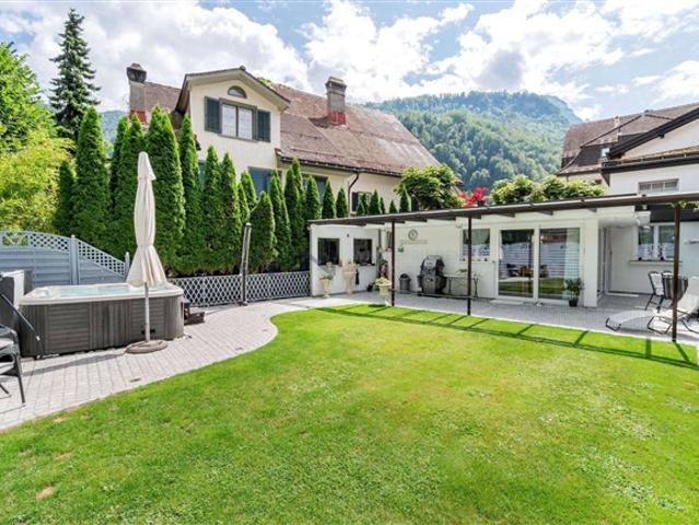Einfamilienhaus kaufen in Glarus