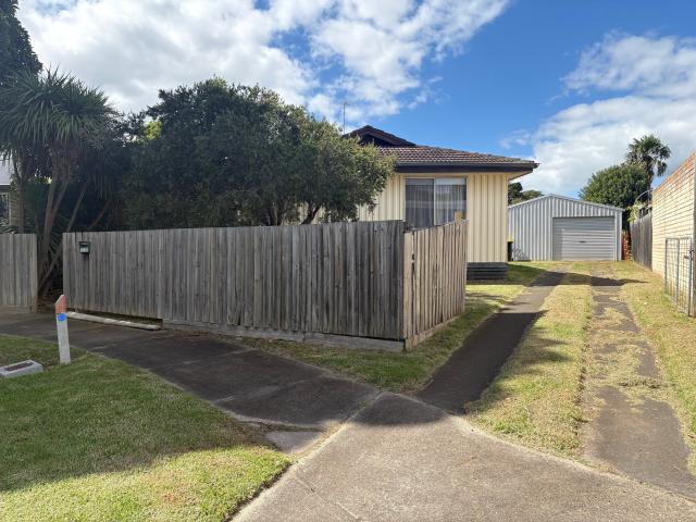 House for rent in Sale, Victoria