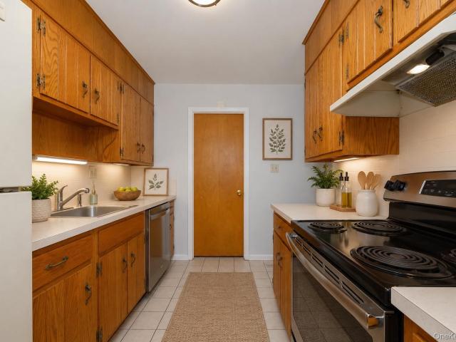 Condo for sale in Fairview, Dutchess County