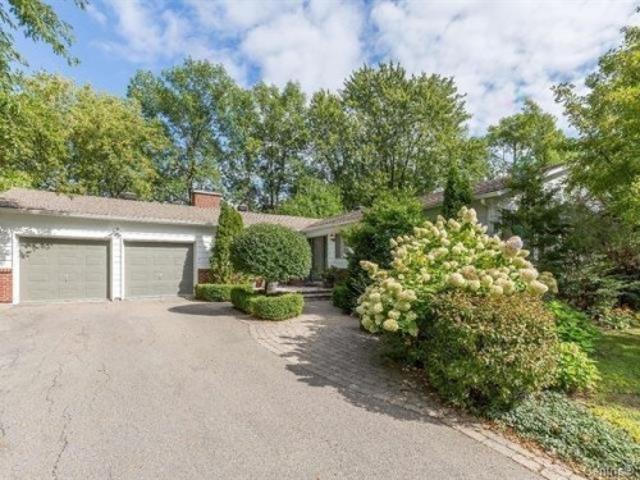 House for sale in Beaconsfield, Quebec