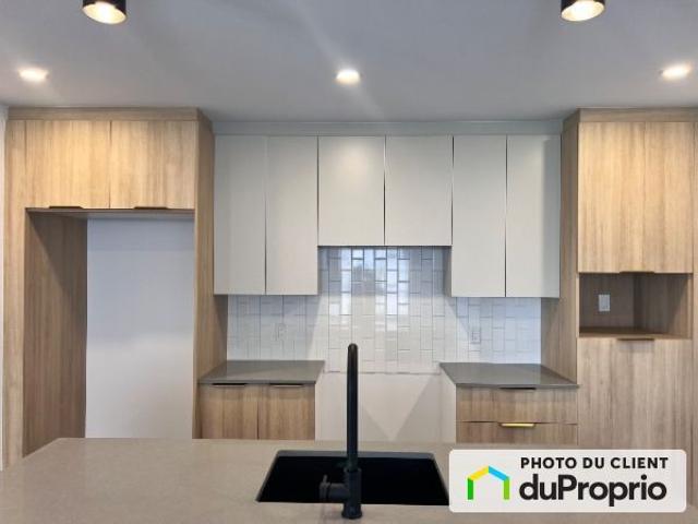 Apartment for rent in Bedford (Ville), Estrie