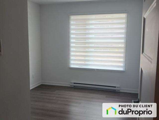 Apartment for rent in Saint-Constant, Montérégie