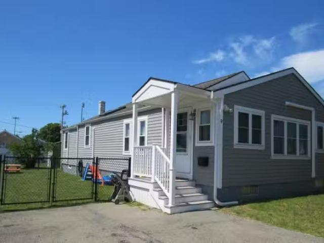 House for rent in Plymouth