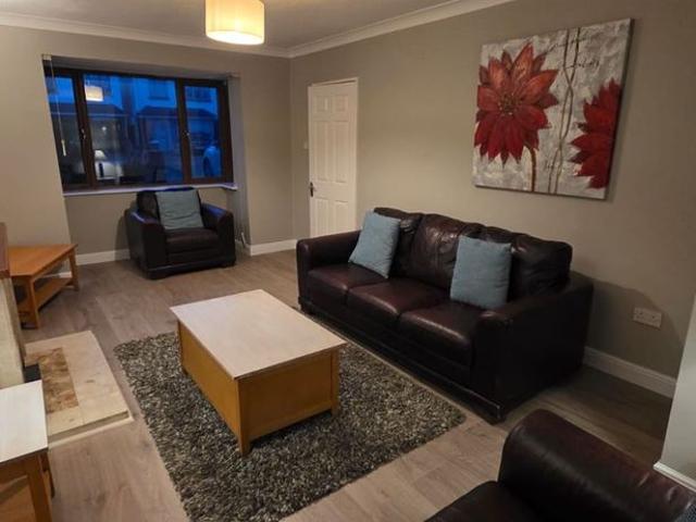 House to rent in Malahide, North Tipperary