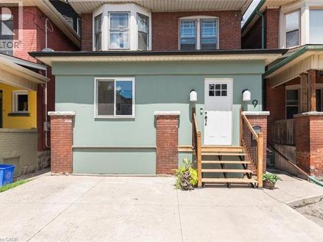 House for sale in Ancaster, Ontario