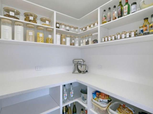 House for sale in Alexandra, Vincent Community