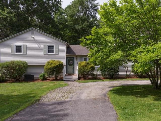 House for sale in New Hampshire