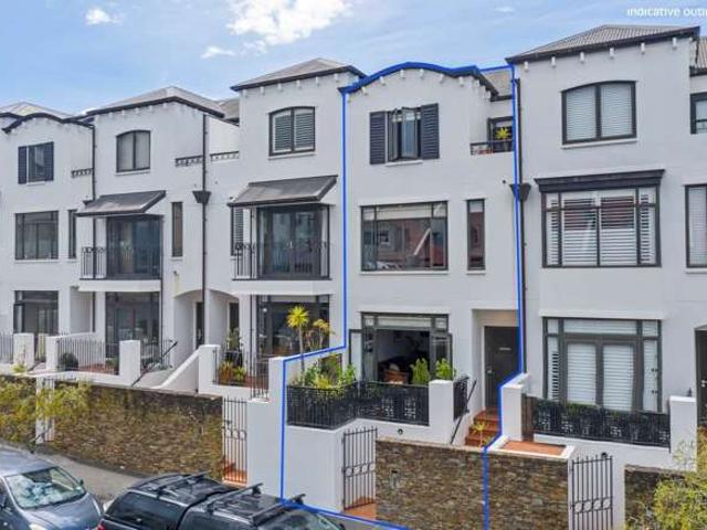 Townhouse for rent in Ponsonby