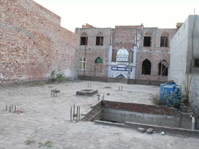 Commercial for sale in Taj Bagh, حاجی پورہ