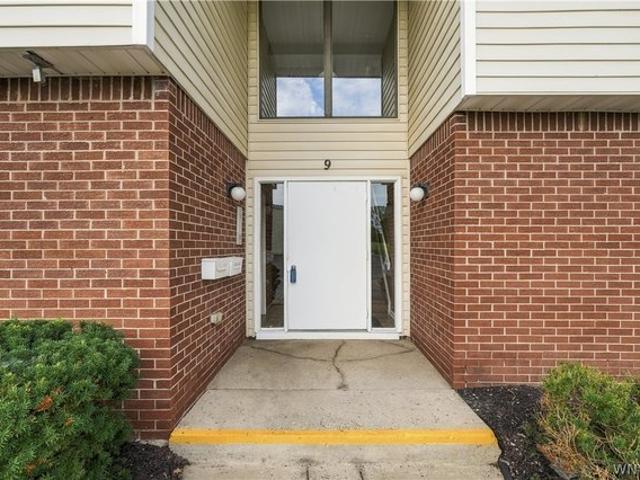 Condo for sale in East Amherst, Town of Clarence